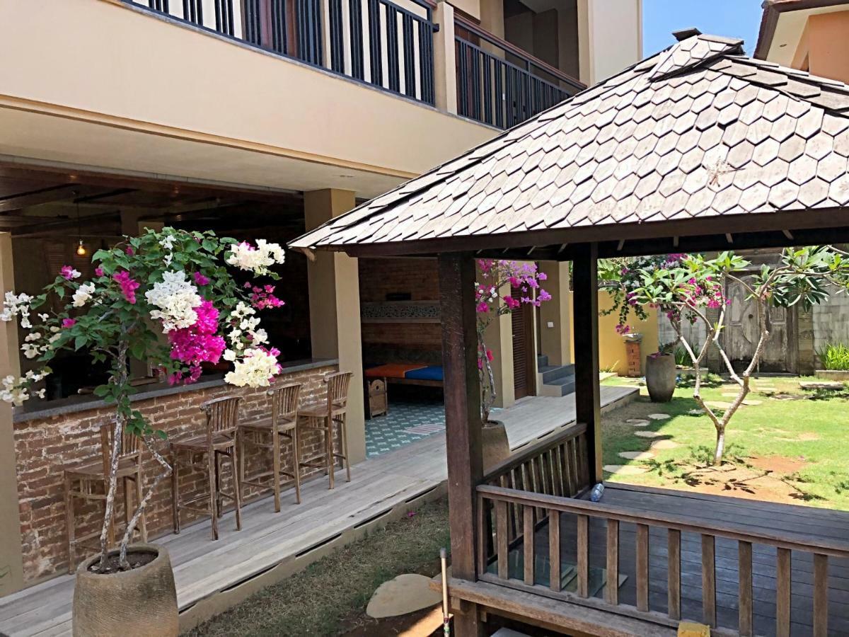Bukawa Lodge Jimbaran  Exterior photo