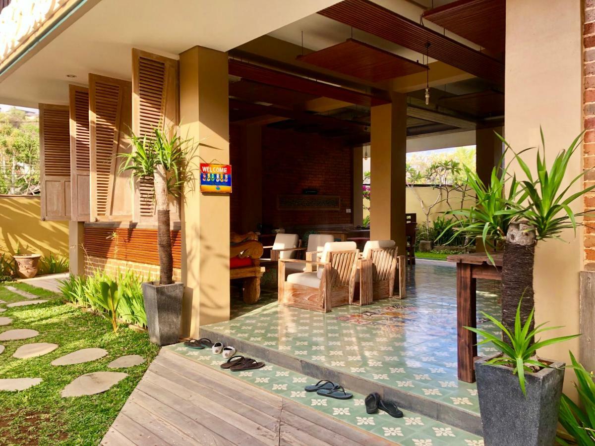 Bukawa Lodge Jimbaran  Exterior photo